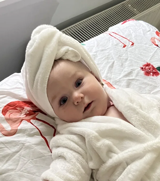 Copil la kinetoterapie pediatrică, 18 luni–5 ani